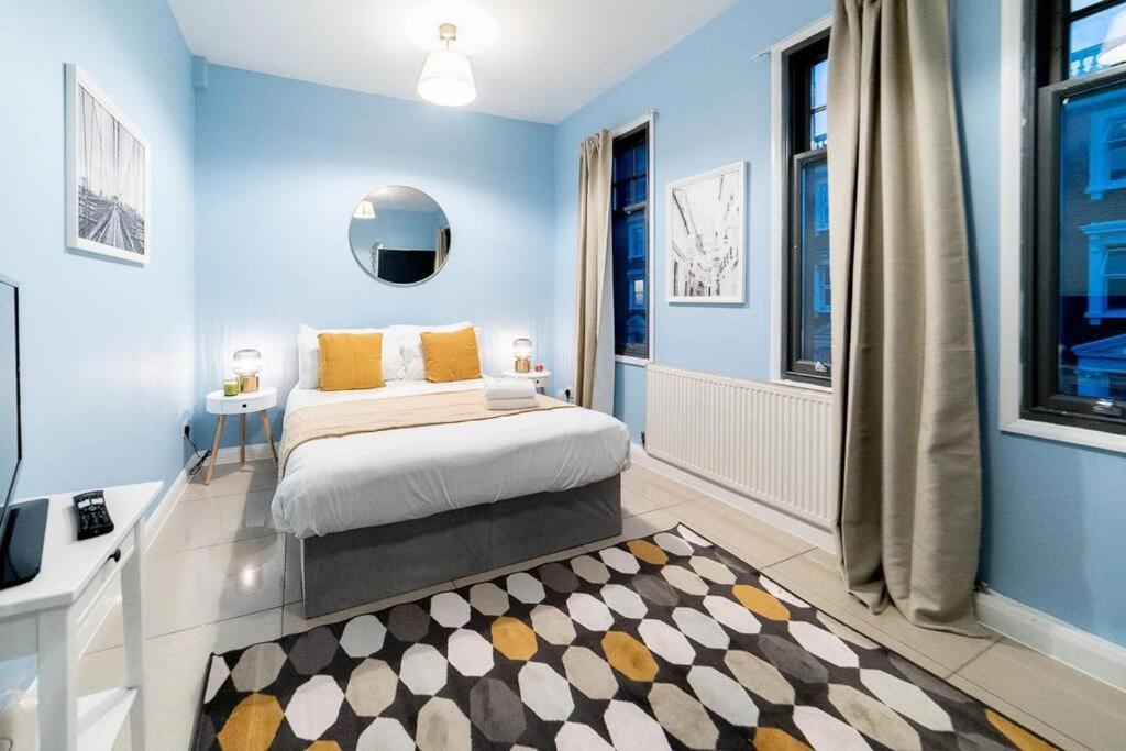 2 Bedroom Apartment לונדון מראה חיצוני תמונה
