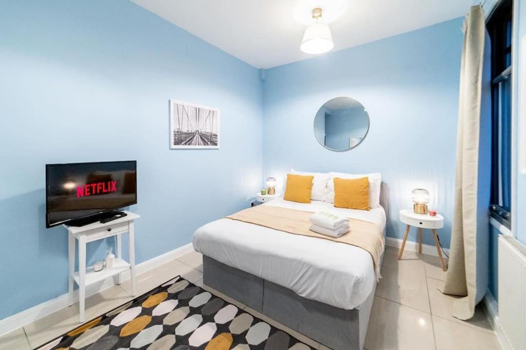 2 Bedroom Apartment לונדון מראה חיצוני תמונה